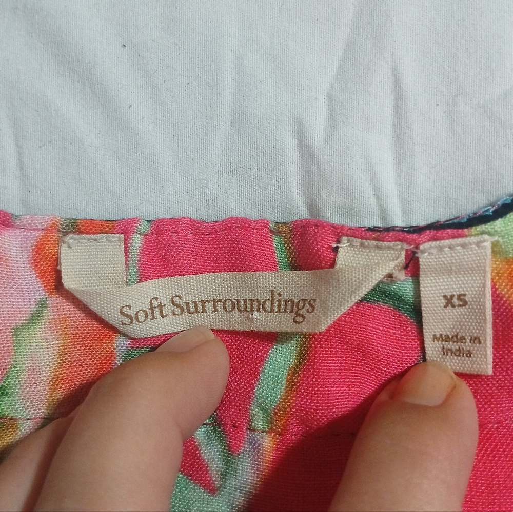 Soft Surroundings Hidden Villa Tunic Linen Exotic Floral Embroidered XS - Picture 3 of 6